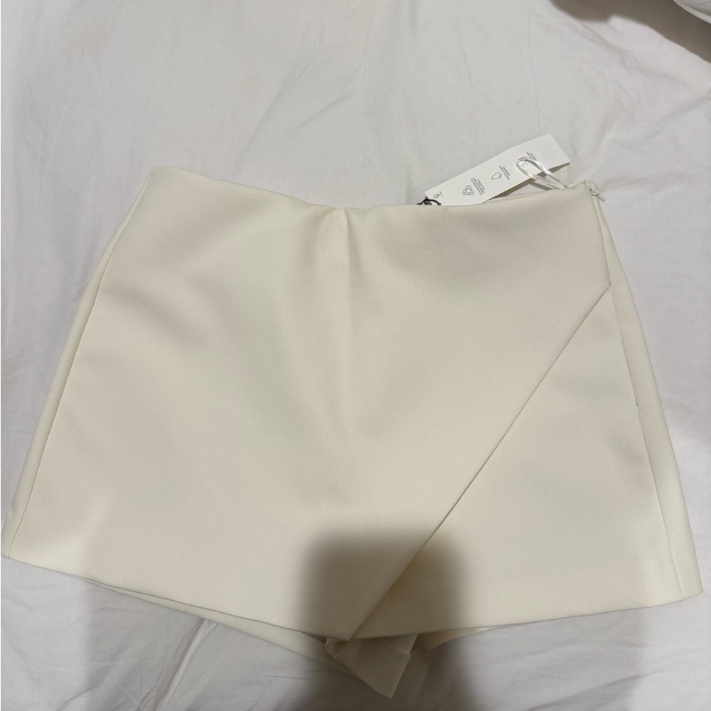 Zara Cream Women's Skort